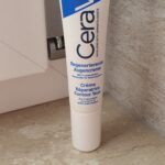 Poco efficace su occhiaie e borse, ma buona idratazione - Foto 1